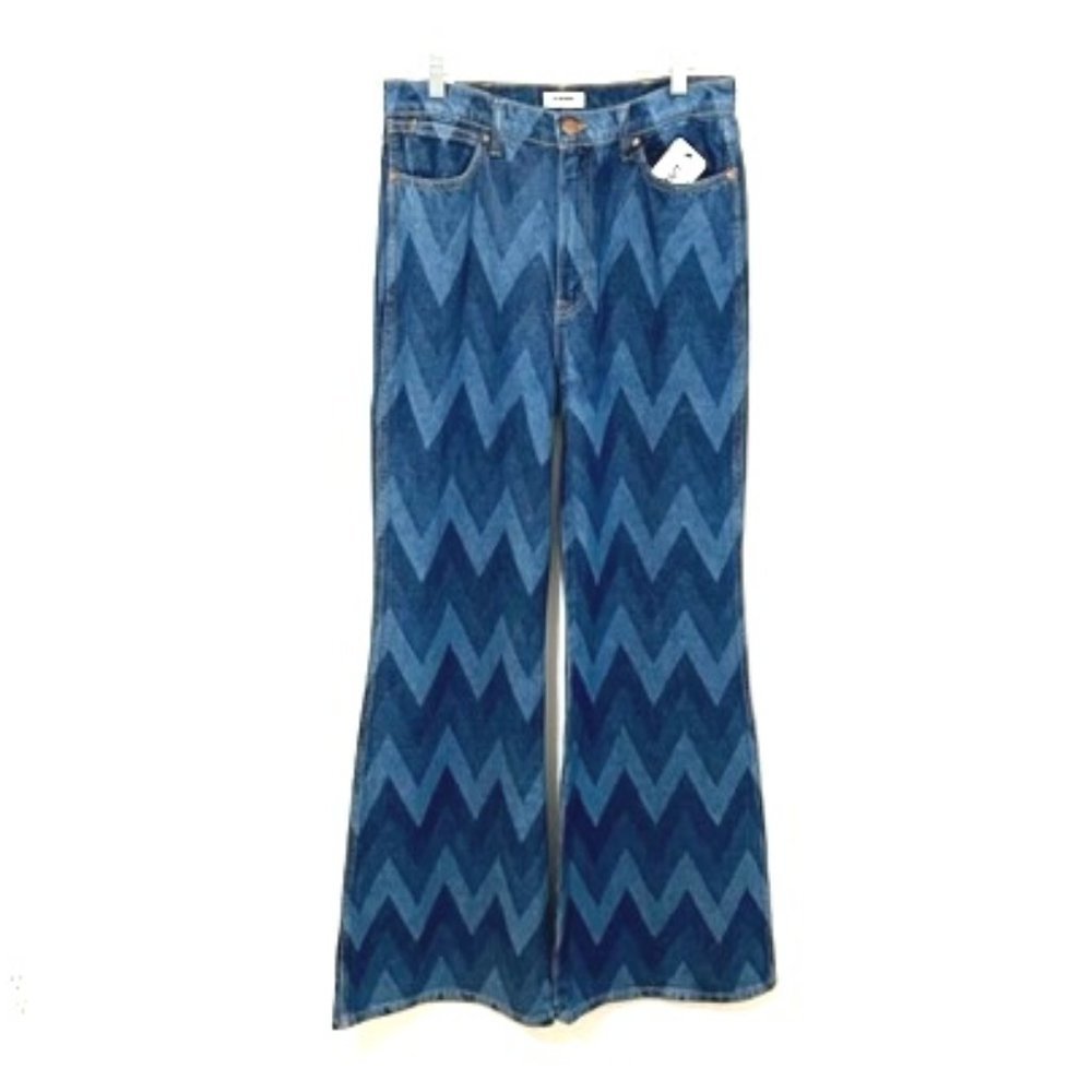Wrangler Wanderer 622 High Waist Flare Jeans in Laser Chevron Print